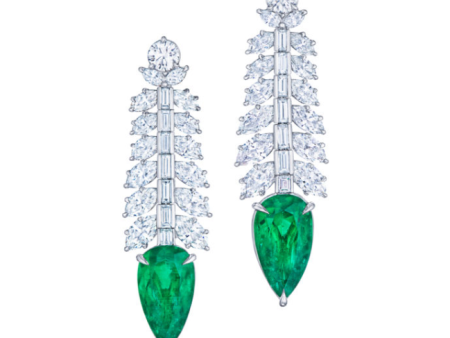 KWIAT Colombian Emerald and Diamond Earrings E-2593-0-EME-PLAT For Sale